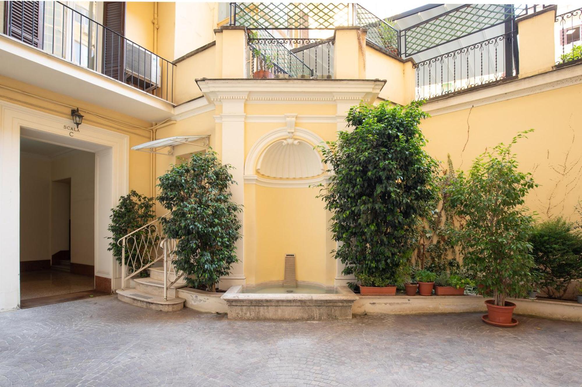 Belli Boutique Guest House Рим Екстер'єр фото