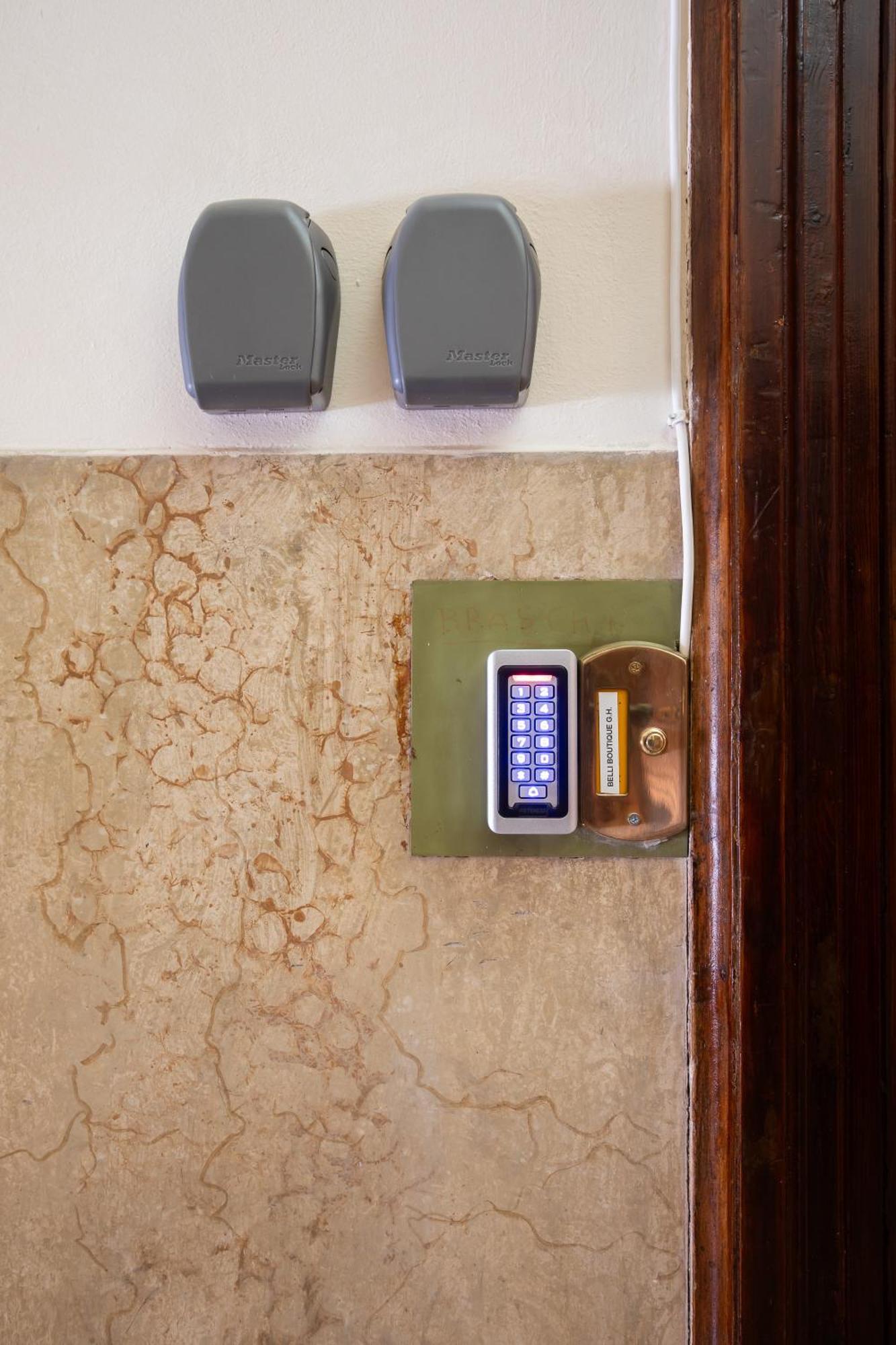 Belli Boutique Guest House Рим Екстер'єр фото